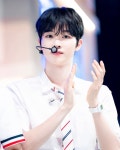 더쿠 - 팬들 반응 좋은 헬스장 라이즈 성찬 사진