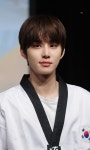 더쿠 - 팬싸에서 태권도복 입은 NCT 정우