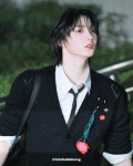더쿠 - 타고난 체형(=어깨)이 진짜 좋은듯한 보넥도 성호.jpg