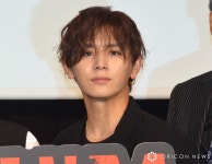 더쿠 - 영화 「BAD LANDS」 첫날 무대 인사 - 안도 사쿠라, 야마다 료스케(Hey! Say! JUM...