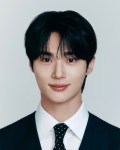 더쿠 - 변우석 메이크업샘이 배라 증명사진 고화질 올려주심