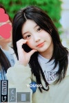 더쿠 - 컴백 앞두고 헤어스타일 다 바뀐듯한 오늘자 공항 아일릿