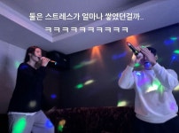 더쿠 - 노래 진심으로 열창하는 황재균