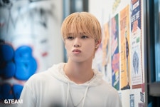 더쿠 - &TEAM First Howling : NOW Jacket Shoot Behind Photo #WILD (K)