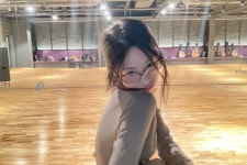 더쿠 - 덬들이 고르는 베몬 아현 사진 취향은?