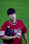 더쿠 - 얘 광주일고 주장 아녀??