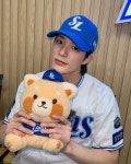 더쿠 - 삼성 라이온즈 유니폼 입은 NCT 제노