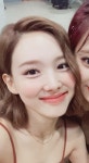 더쿠 - 트와 나연같은 애교살 메이크업 다들 잘어울려?