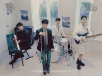 더쿠 - 하이라이트 2024 SEASONS GREETINGS CONCEPT PHOTO - BAND Ver.