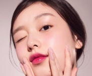 더쿠 - 브랜드를 인간으로 만든 것같은 인간 에뛰드 김도아
