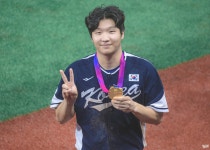 더쿠 - 아겜 금메달 보경이 귀엽다 ㅋㅋㅋㅋㅋ