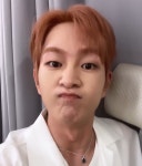 더쿠 - 헤어바꾸고 더 어려진거 같은 샤이니 온유