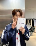 더쿠 - 250220 앤드벗 인별🌙💚📸