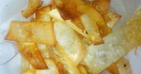 Yam chips Recipe by Teemerhs Cuisine - Cookpad Yam chips Recipe by Teemerhs Cuisine