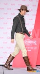 더쿠 - 오늘 기럭지 미친 차승원 (tvN 형따라 마야로 제작발표회)