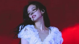 더쿠 - 썸네일부터 예쁜 블랙핑크 제니 하이드파크 유앤미&SOLO 직캠