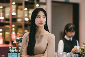 더쿠 - 문가영, tvN ‘이로운 사기’ 핵심인물로 특별출연