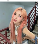 더쿠 - 국적이나 이름안알려줘도 일본인일거알거같은 라임라잇 미유.jpg