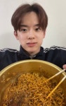더쿠 - 또 한 번 등장한 유강민 안경이 벗겨지는 클리셰 발동.JPG