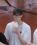 더쿠 - 내가 갤러리 들어갈 때마다 현웃 터지는 빈이 사진