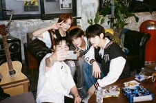 더쿠 - 엠피디 트윗📸 ( 오지구영 필름사진)