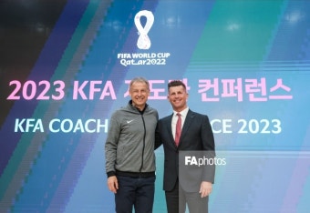 전체 게시판 - 왼쪽이 3살 동생