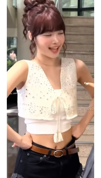 더쿠 - 르세라핌 은채 옷 이거 어디껄까?