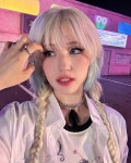 더쿠 - ??? : 약간 나대면 팬들이 좋아해(feat. 엔딩요정)