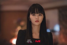 더쿠 - 시니컬한 매력 폭발 김소현! 목솔희 첫 스틸 공개💝