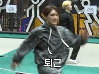 더쿠 - 수상할 정도로 퇴근짤이 많은 그룹.. 세븐틴