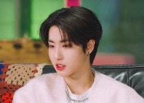 더쿠 - 사촌사이라는 (전)치어리더 김맑음과 스키즈 한