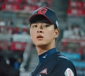더쿠 - 원중이 이발기념 짧머 원중 사진 푼다∧( ◔ᴗ◔ )∧