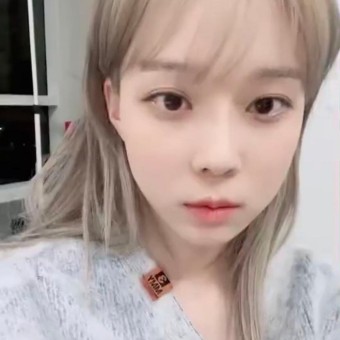 더쿠 - 에스파 윈터 데뷔후 헤어 소화력.jpgif