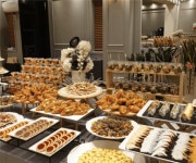 [에이치알파트너스] | 6월17일(토) 용산이촌역 교회 출장부페서빙 (당일지급) 고등학생가능 - 알바몬