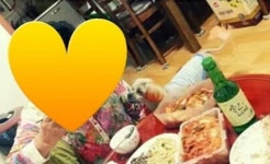 할머니 집 앞에서 전화를 했다