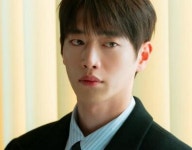 '너 말고 다른 연애' 서강준, 안은진과 10년 장기연애 케미 폭발 예고 
