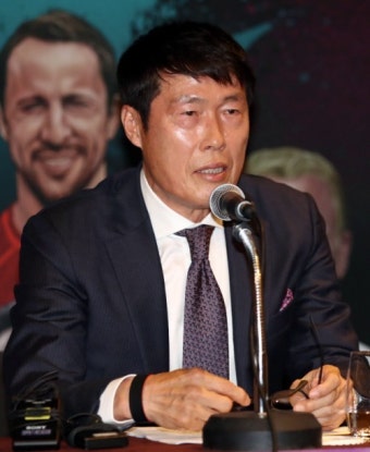 차범근 “축구가 아닌 선수들의 인격을 왜 짓밟고 희롱하느냐” 분노 - 아시아투데이 차범근 “축구가 아닌 선수들의 인격을 왜 짓밟고...