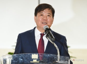 배성범 신임 서울중앙지검장 취임…“반칙적 범죄에 역량 집중” - 아시아투데이 배성범 신임 서울중앙지검장 취임…“반칙적 범죄에 역량 집중”