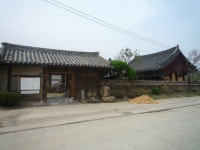 BEMIL 사진 자료실 - BEMIL 군사세계 한국판 노블리스 오블리제 경주 최부자집 (찢어진 워커와 함께 가는 경주 구갱..@@)