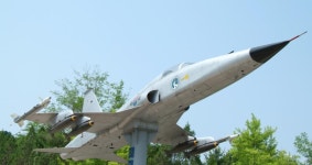 BEMIL 사진 자료실 - BEMIL 군사세계 한국전쟁 참전 기념비 순례 - 강원도 횡성의 네덜란드 참전 기념비, 오우덴 중령 현충비 그리고 문이 꼭꼭?