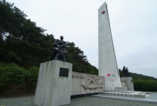 BEMIL 사진 자료실 - BEMIL 군사세계 한국전쟁 참전 기념비 순례 - 부산 서면의 스웨덴 참전기념비와 태종대입구의 의료지원단 참전기념비