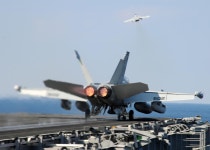 BEMIL 사진 자료실 - 유용원의 군사세계 USS George H.W. Bush (CVN 77)의 VAQ-141 소속 EA-18G 그라울러