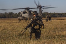 BEMIL 사진 자료실 - BEMIL 군사세계 완성되어 가는 DD-116 테루즈키함입니다.