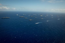 BEMIL 사진 자료실 - BEMIL 군사세계 RIMPAC 2016 위용을 과시하며 항진중인 다국적함정들과 한국해군 함정들
