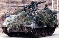 BEMIL 사진 자료실 - BEMIL 군사세계 팀스피리트 훈련 당시 미군 M113A2 토우 대전차 미사일 캐리어 