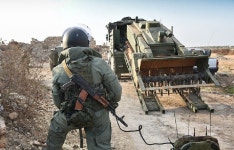 BEMIL 사진 자료실 - BEMIL 군사세계 러시아 육군의 우란-6 무인 지뢰 제거 시스템 로봇 차량