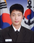 BEMIL 사진 자료실 - BEMIL 군사세계 해군 전사·순직자 ‘故임재엽 상사, 故홍승우 소령’ 특별진급 / 해군 제공
