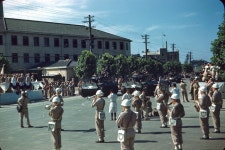BEMIL 사진 자료실 - BEMIL 군사세계 한국 1946 광복절 미군과 한국군의 서울 퍼레이드 당시 M18 헬캣 구축전차