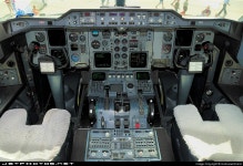 BEMIL 사진 자료실 - BEMIL 군사세계 (스압) 수송기 & 공중급유기 콕핏 모음 