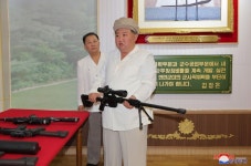 BEMIL 사진 자료실 - BEMIL 군사세계 북한의 신형 소총?
